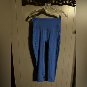 Lululemon pitch blue leggings in excellent -like new condition